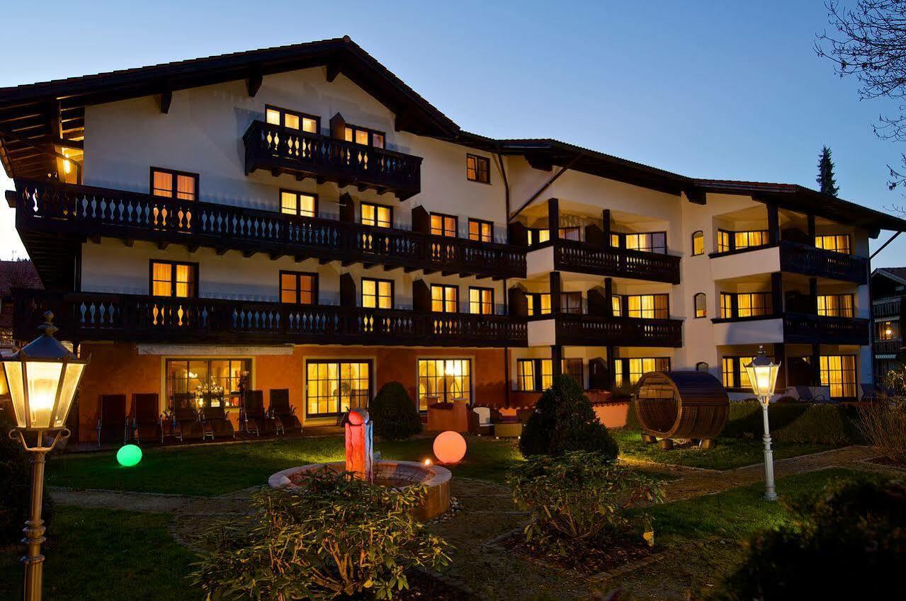 Hotel Hirsch オーバーシュタウフェン エクステリア 写真