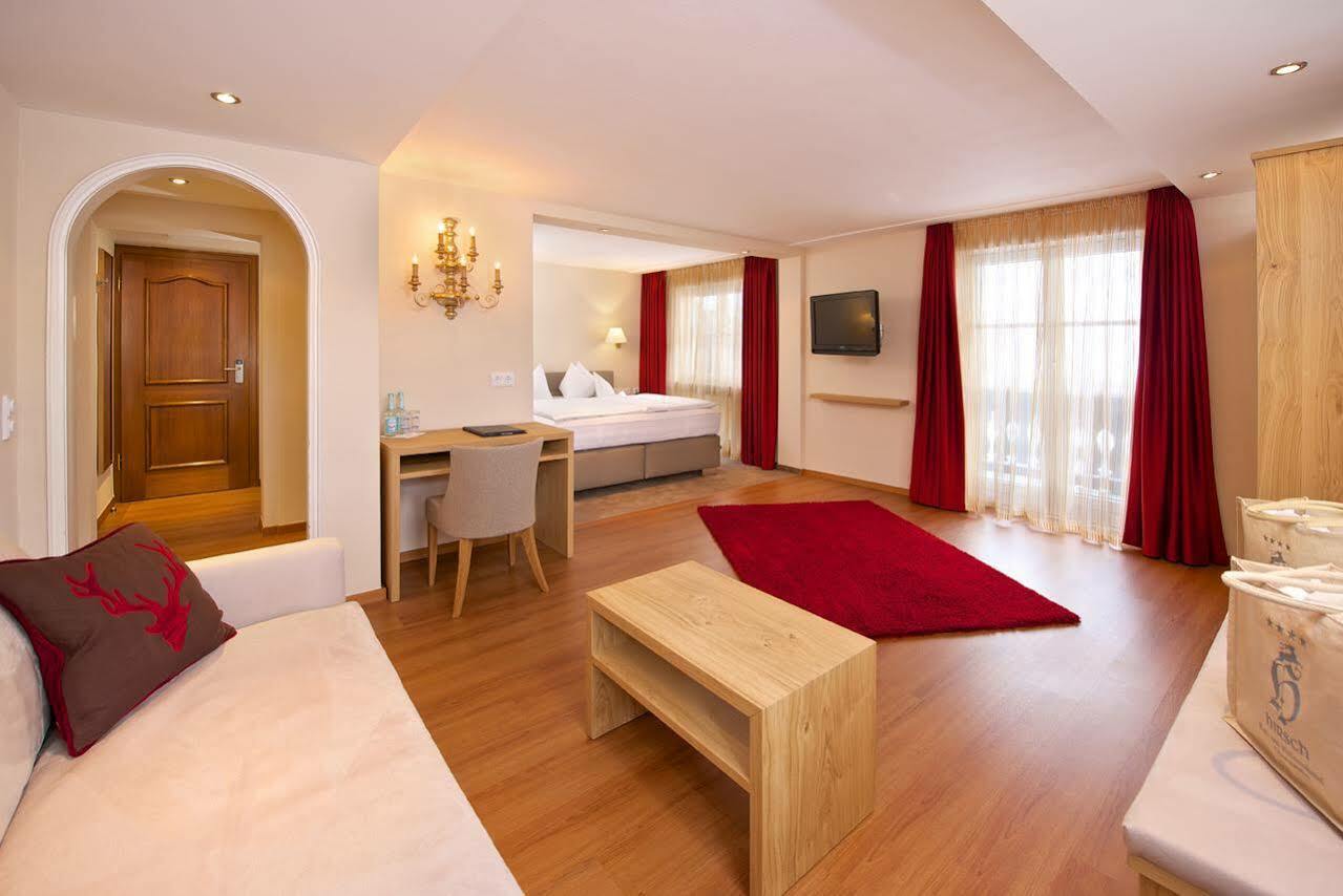 Hotel Hirsch オーバーシュタウフェン エクステリア 写真